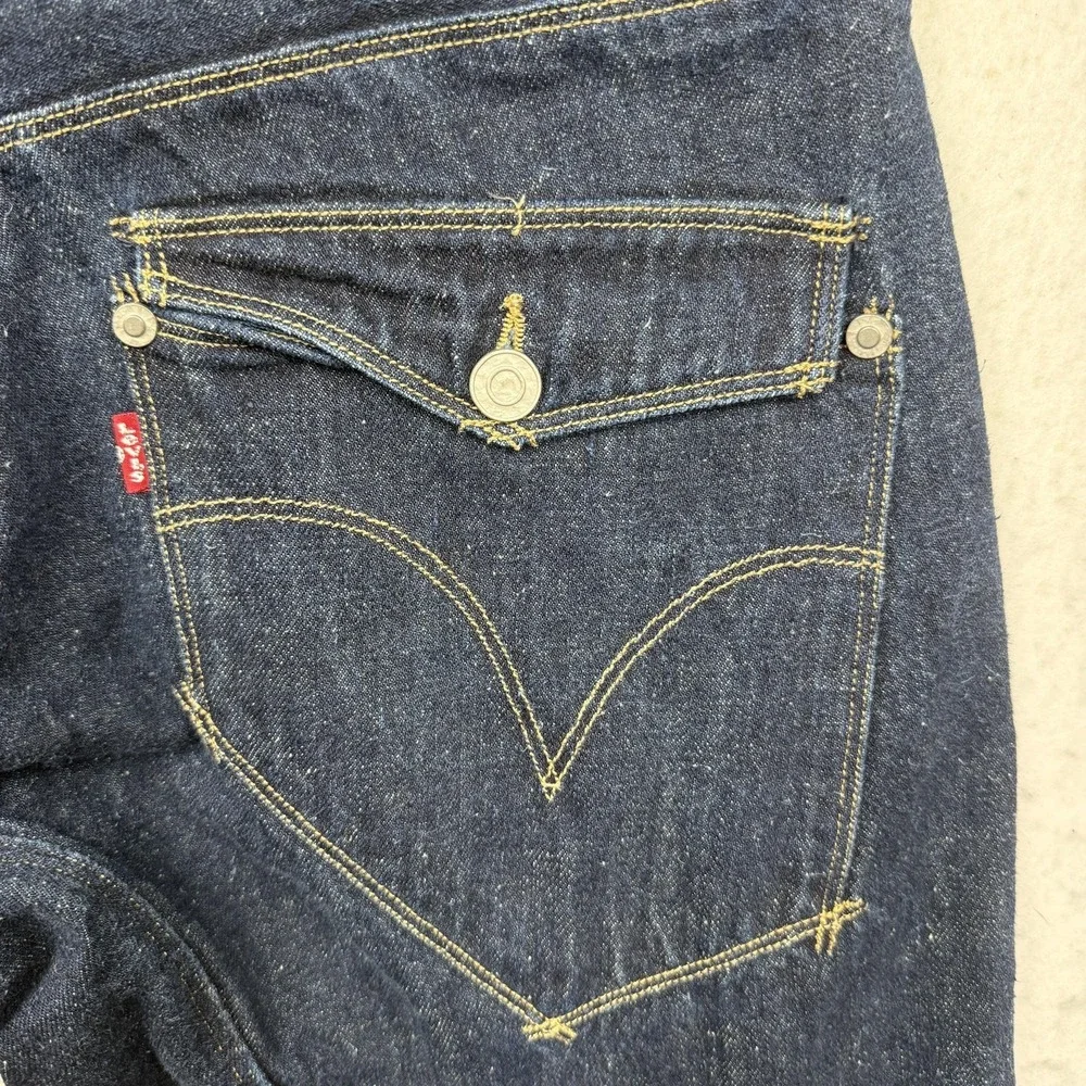 Vintage Levi's Engineered Twisted 501 Denim Jeans Buckle Back 90s 30x34
